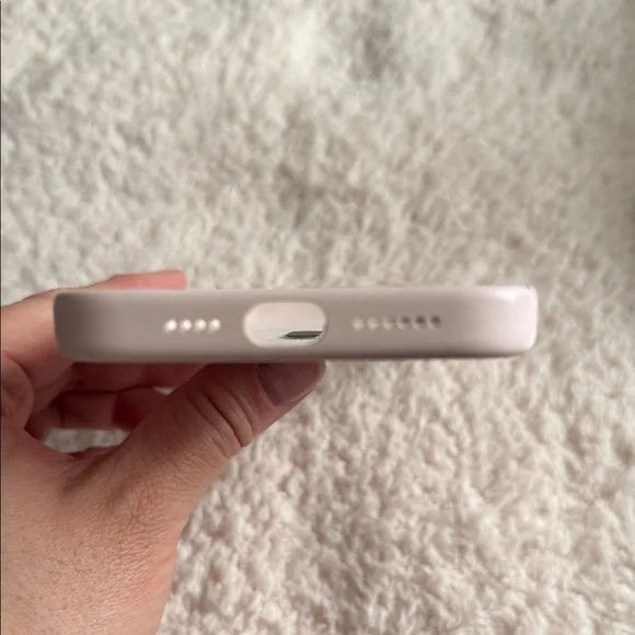 Apple Pink Silicone iPhone 15 Pro Max Case - Slim Protective Cover - Picture 7 of 8